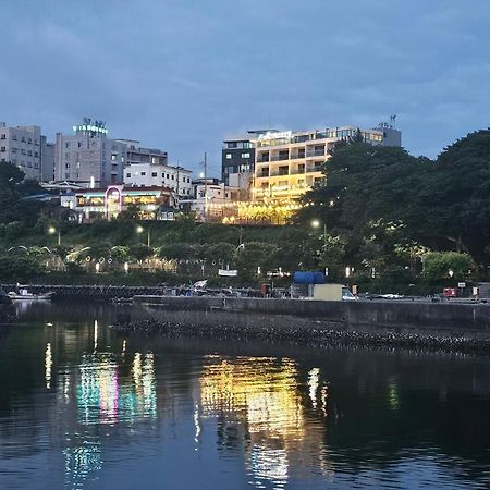Cheonjiyeon Crystal Hotel Seogwipo Zewnętrze zdjęcie