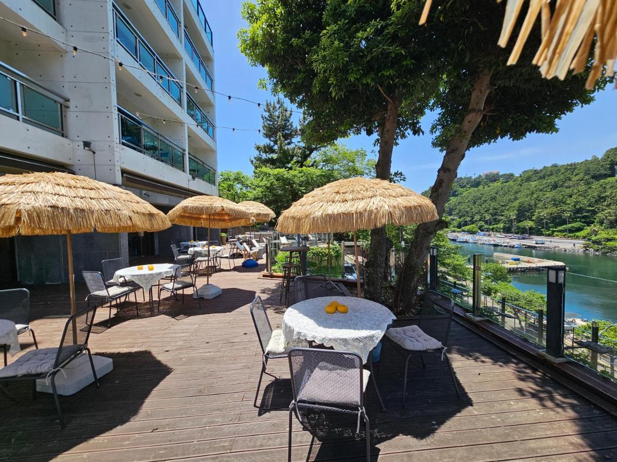 Cheonjiyeon Crystal Hotel Seogwipo Zewnętrze zdjęcie
