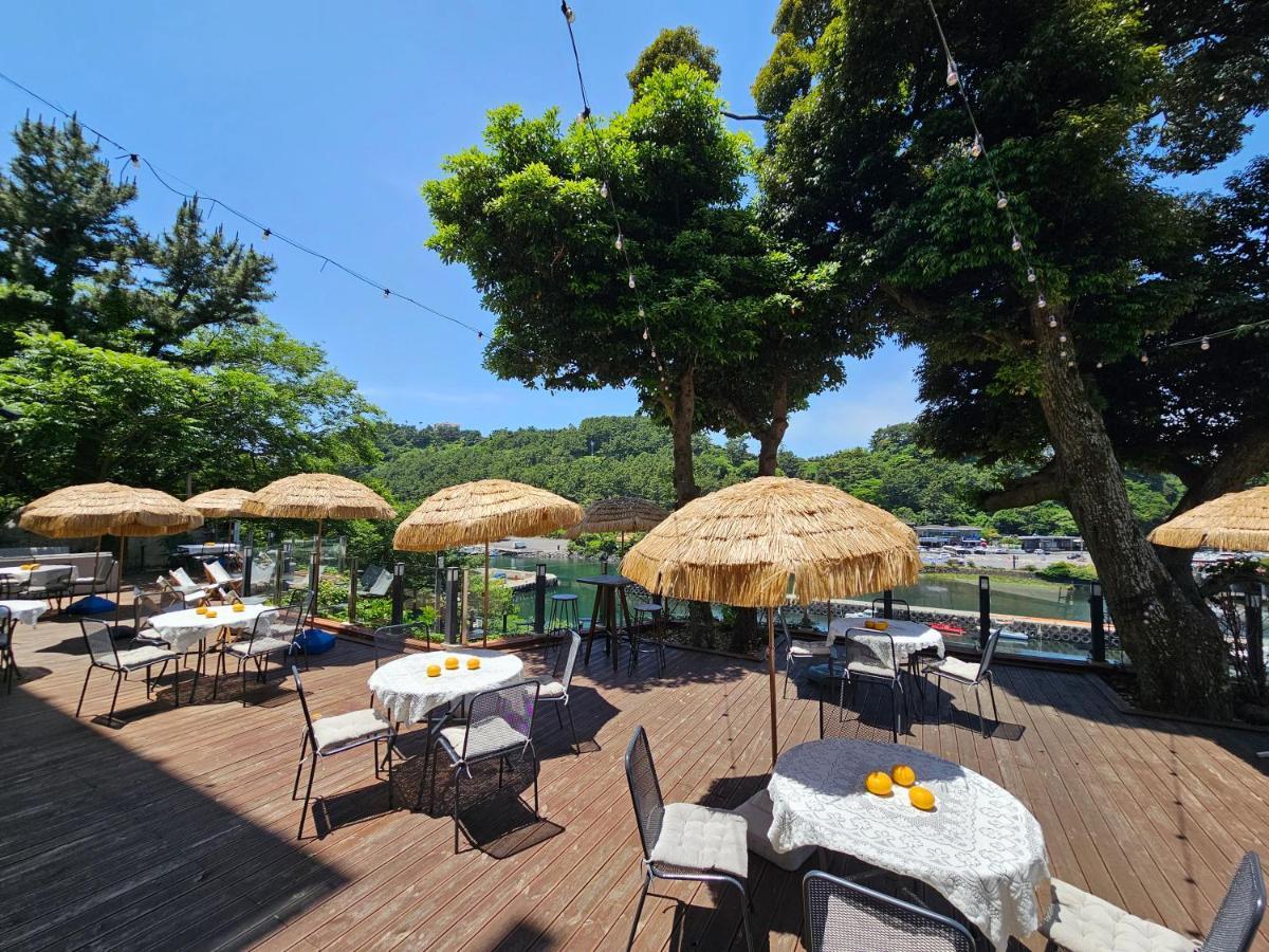 Cheonjiyeon Crystal Hotel Seogwipo Zewnętrze zdjęcie