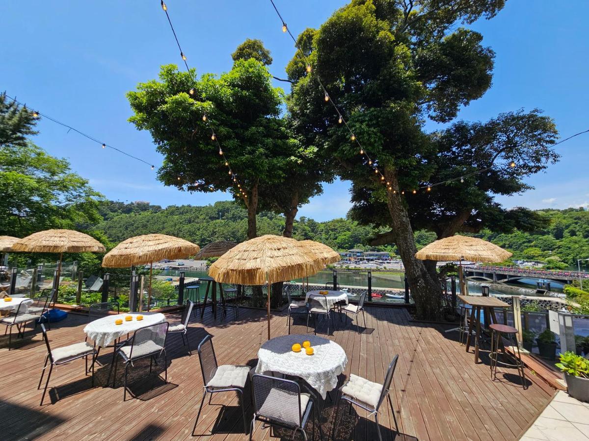 Cheonjiyeon Crystal Hotel Seogwipo Zewnętrze zdjęcie