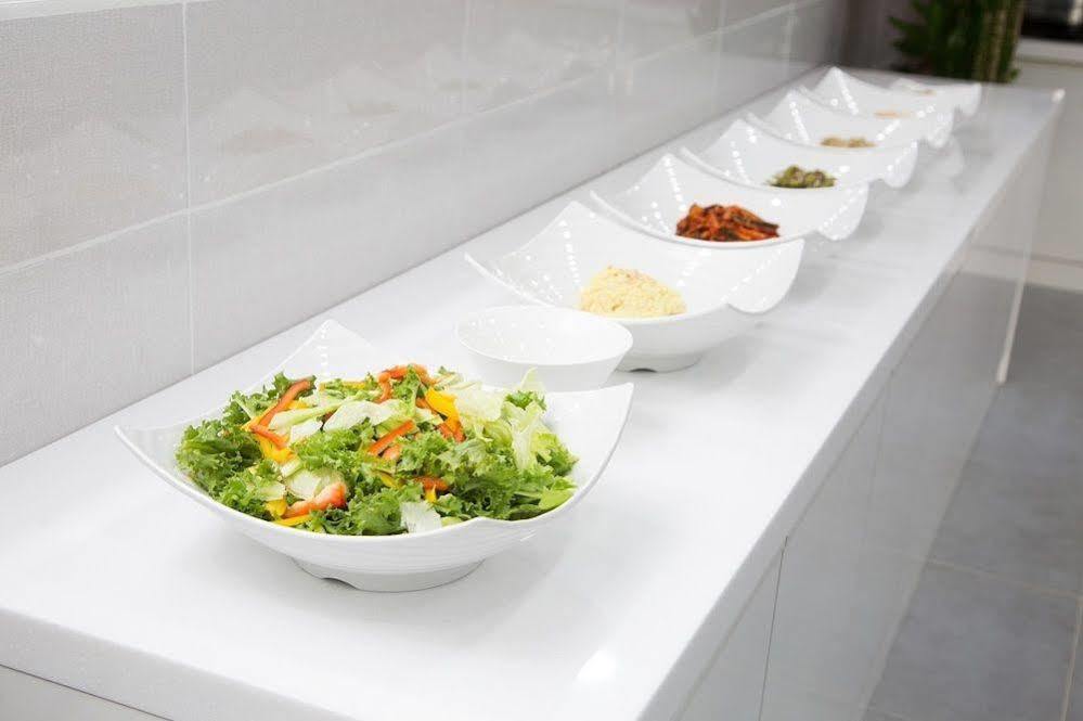 Cheonjiyeon Crystal Hotel Seogwipo Zewnętrze zdjęcie