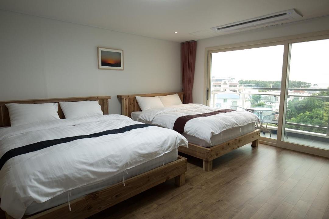 Cheonjiyeon Crystal Hotel Seogwipo Zewnętrze zdjęcie
